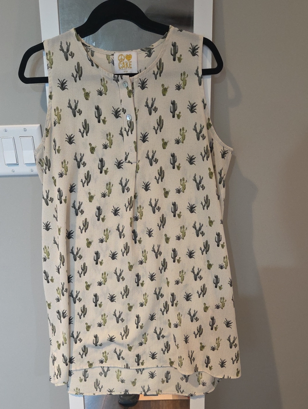 Cake Cream Sleeveless Mini Dress with Green Cactus Print